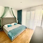 Apartment Korunni Dvur